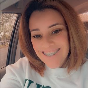 Meet your Posher, Raquel